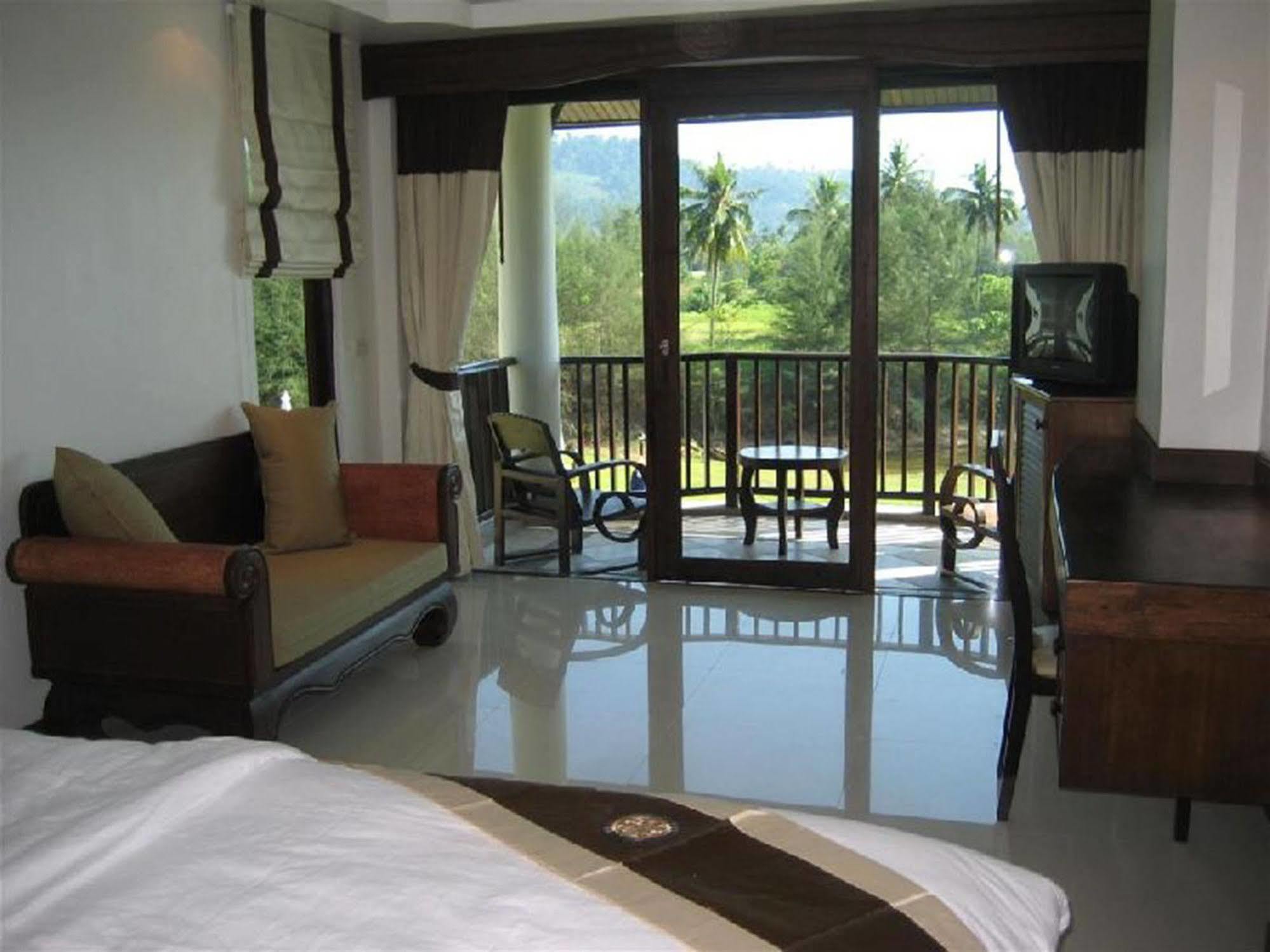 Khao Lak Riverside Resort & Spa Exterior photo